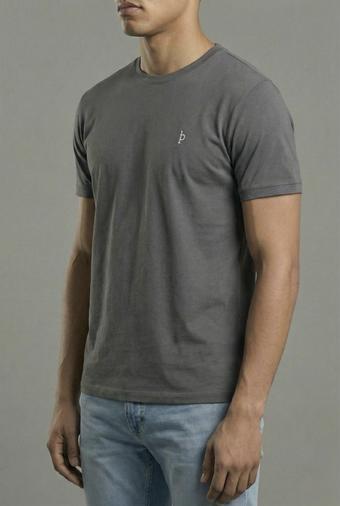 Casual-Fit T-Shirt