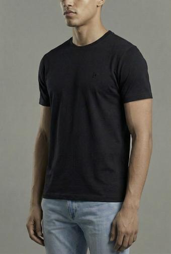 Casual-Fit T-Shirt